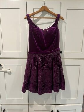 Colette Mon Cheri Purple Velvet and Sequin Fit-and-Flare Dress size 8